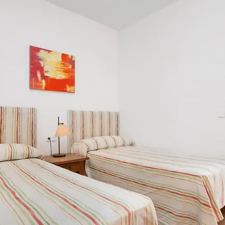 Sleeps 6 Villa *